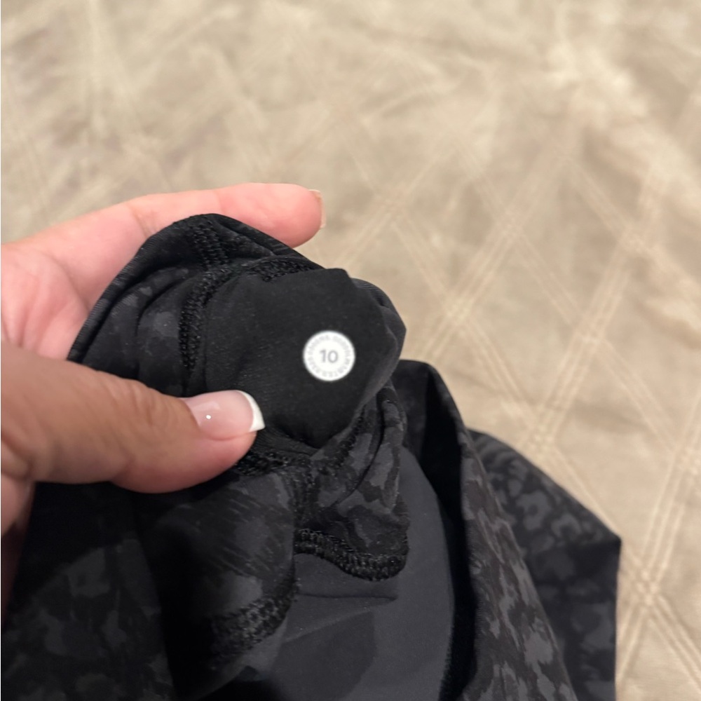 lululemon Align - Black Camouflage Leggings 28 inch.
